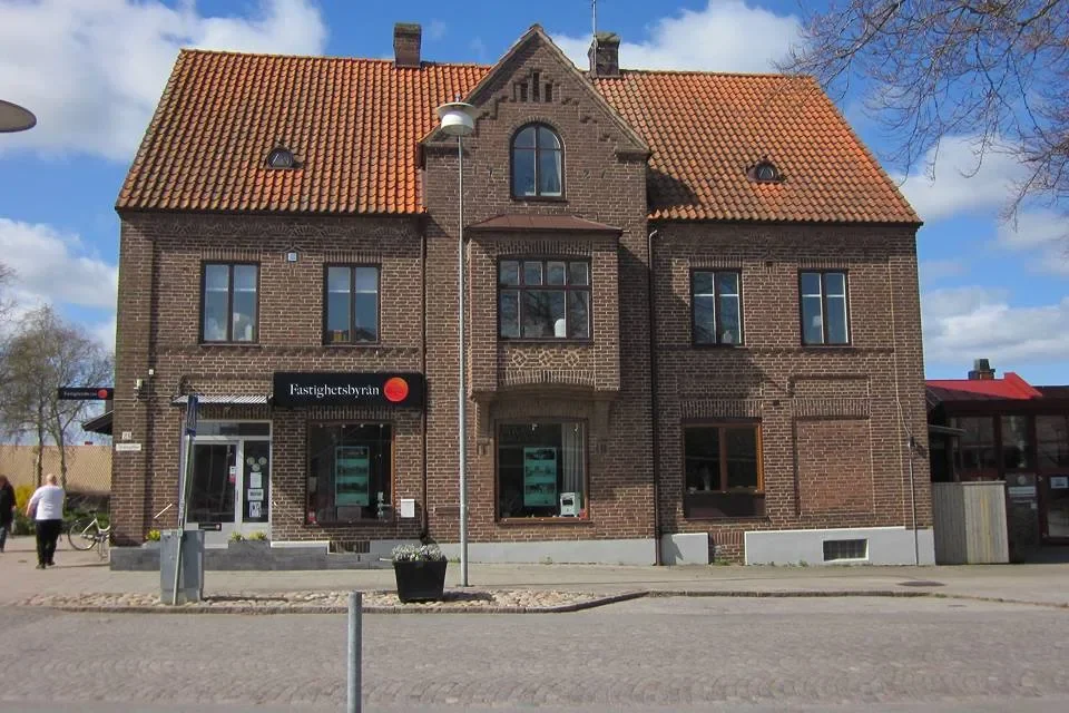Svalöv — Realskolegatan 8-10, Svalöv